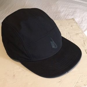 NikeLab AW84 Cap Black